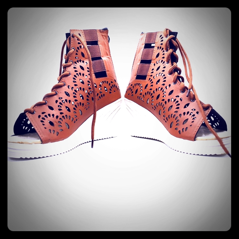 🔥3 for 10🔥  Lace up Boots/wedges
